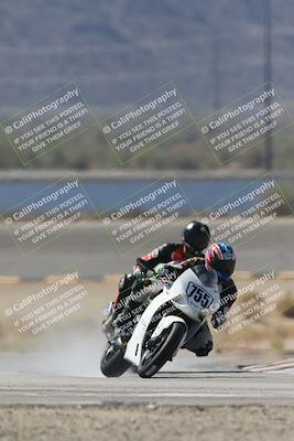 media/Oct-02-2025-Racers Edge (Thu) [[2c91cb6ab3]]/3-B Group/Session 2-Turn 14 (11am)/